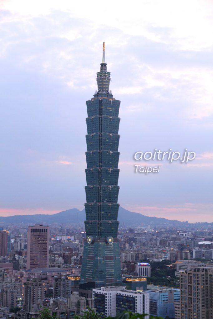 象山から望む台北101