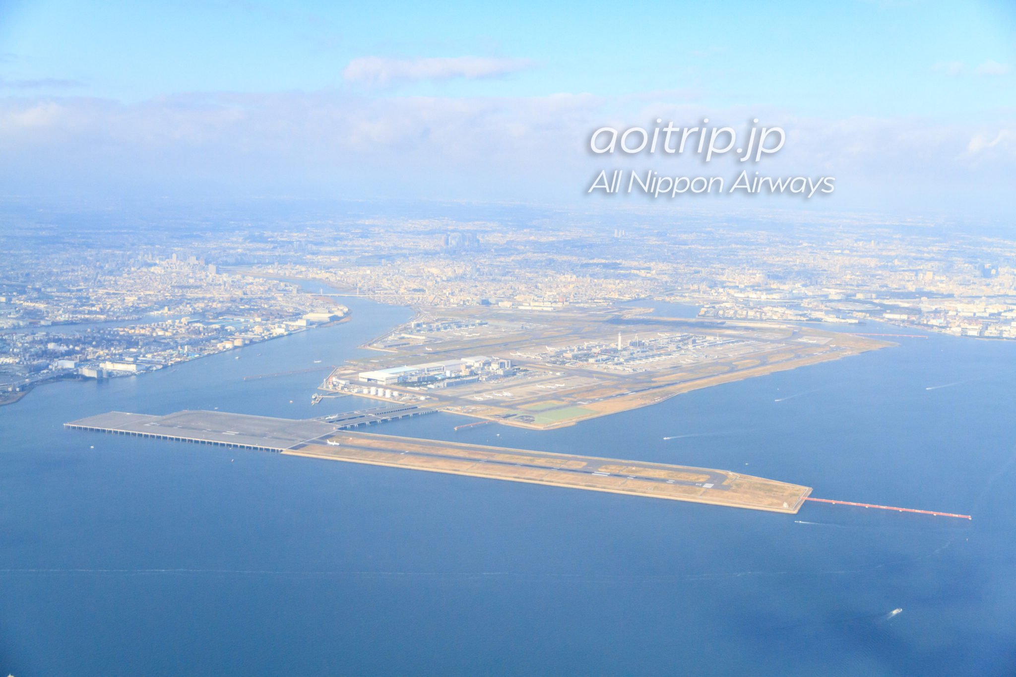 ANA機内からの羽田空港の眺望