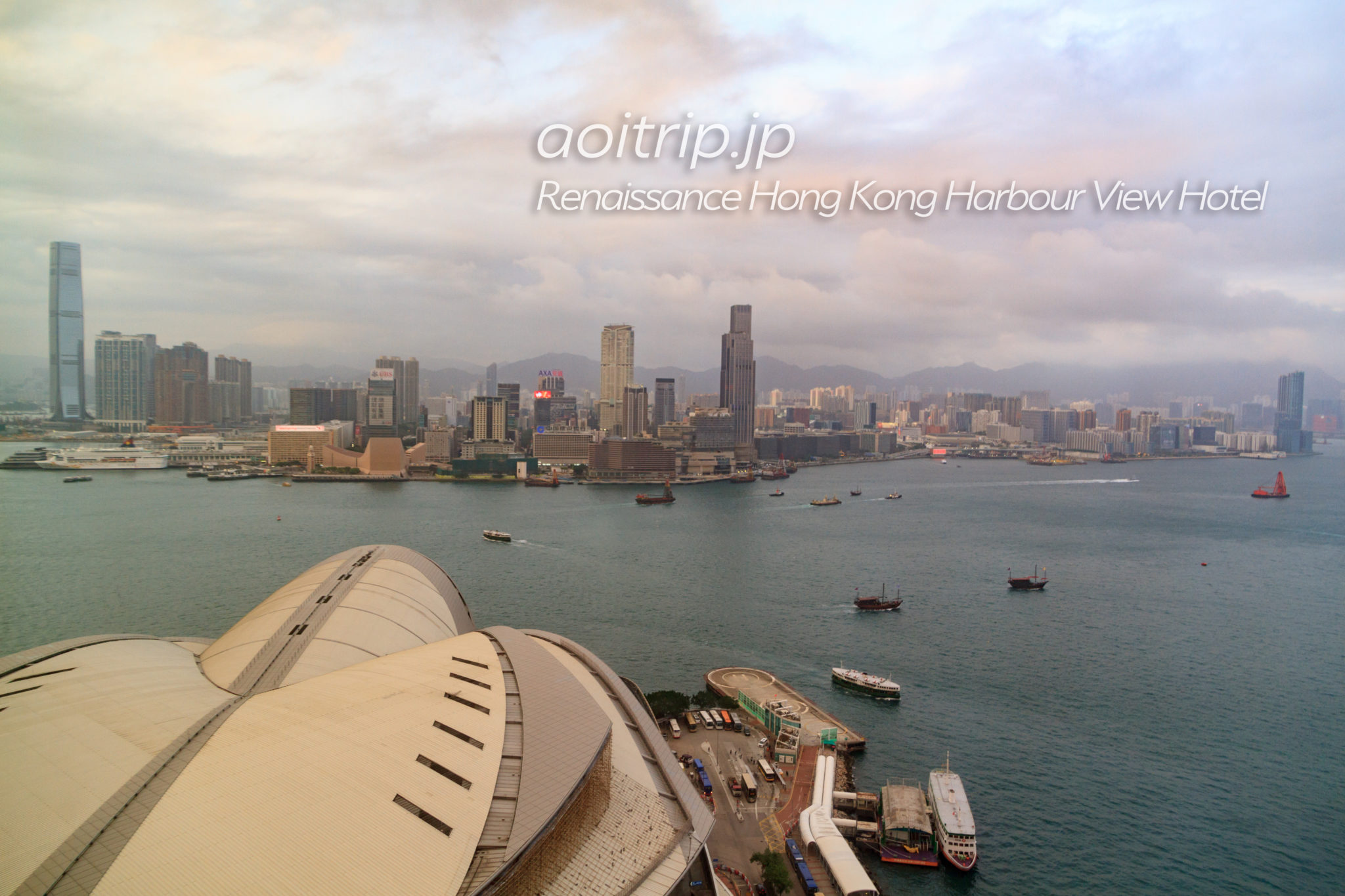 ルネッサンス香港ハーバービューホテルのハーバービュールームの眺望