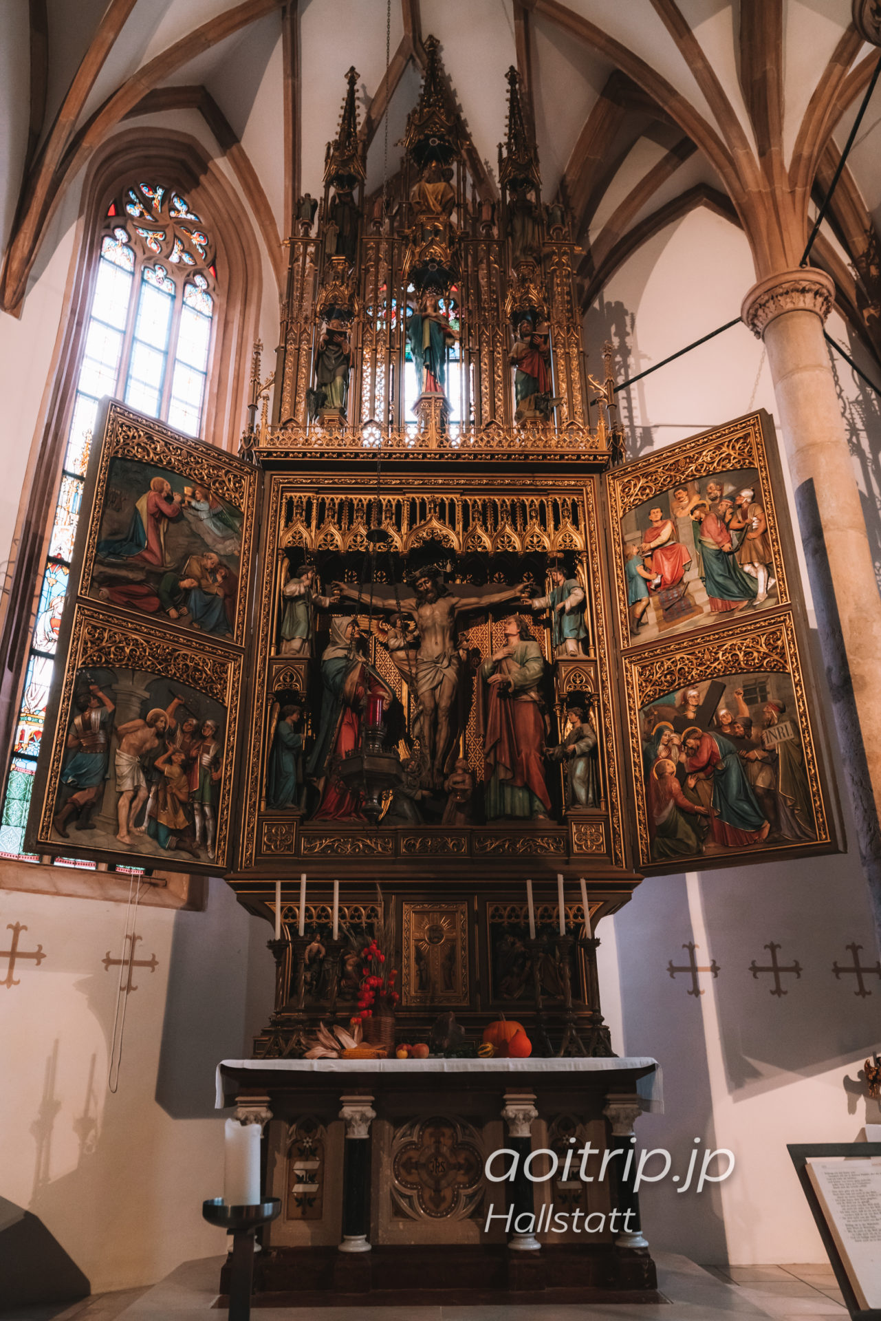 ハルシュタットのカトリック教会　Lienhart Astlによる後期ゴシック様式の祭壇画「Hallstätter Marienaltar」（推定：1510〜1520年）