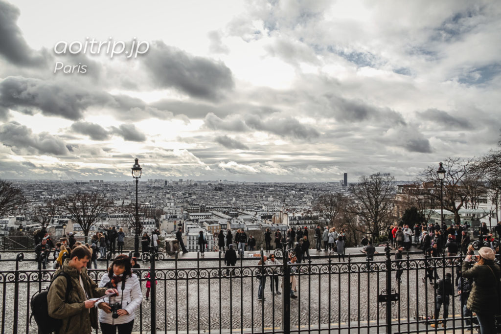 パリ モンマルトルのサクレクール寺院の眺望