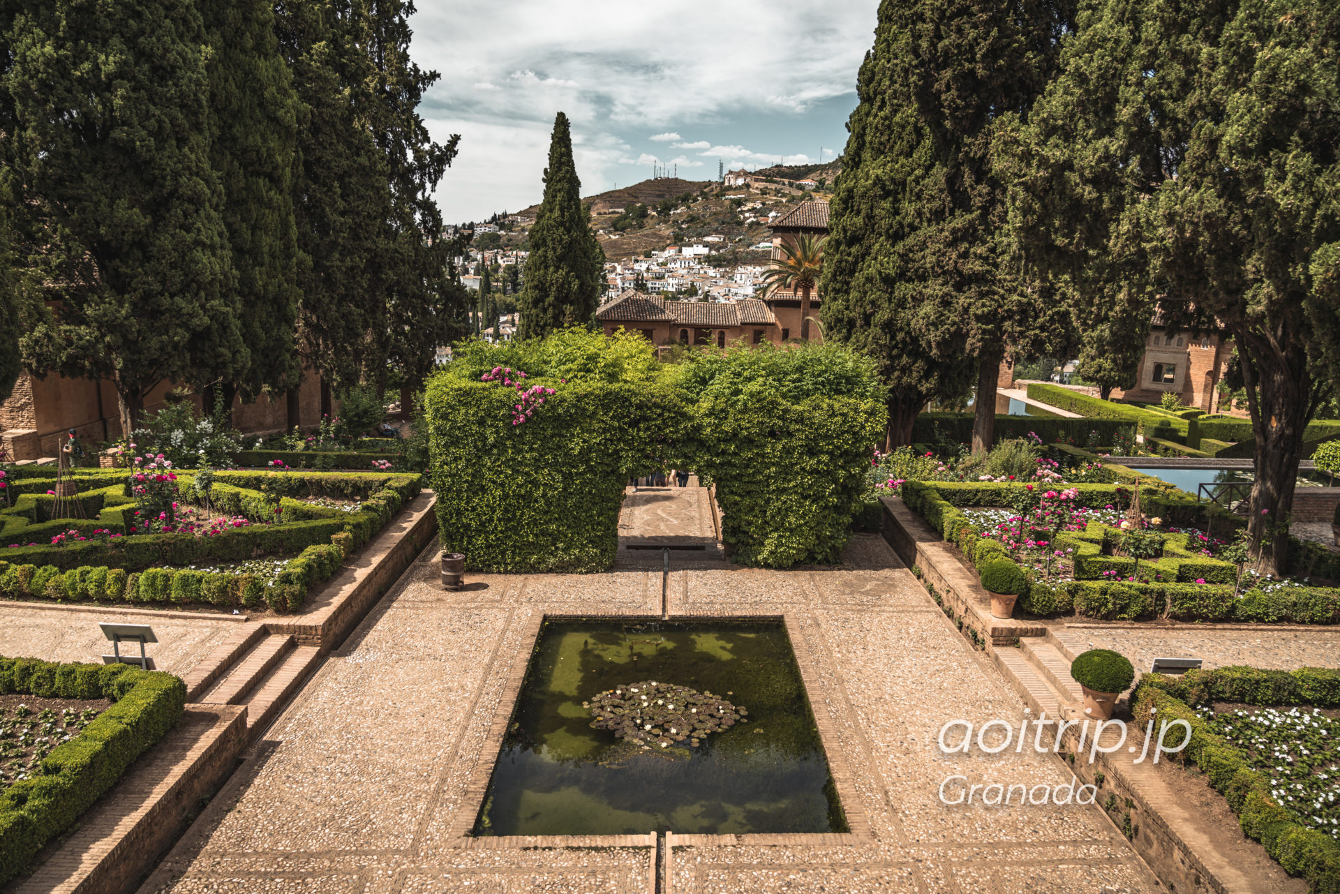 アルハンブラ宮殿のパルタル庭園