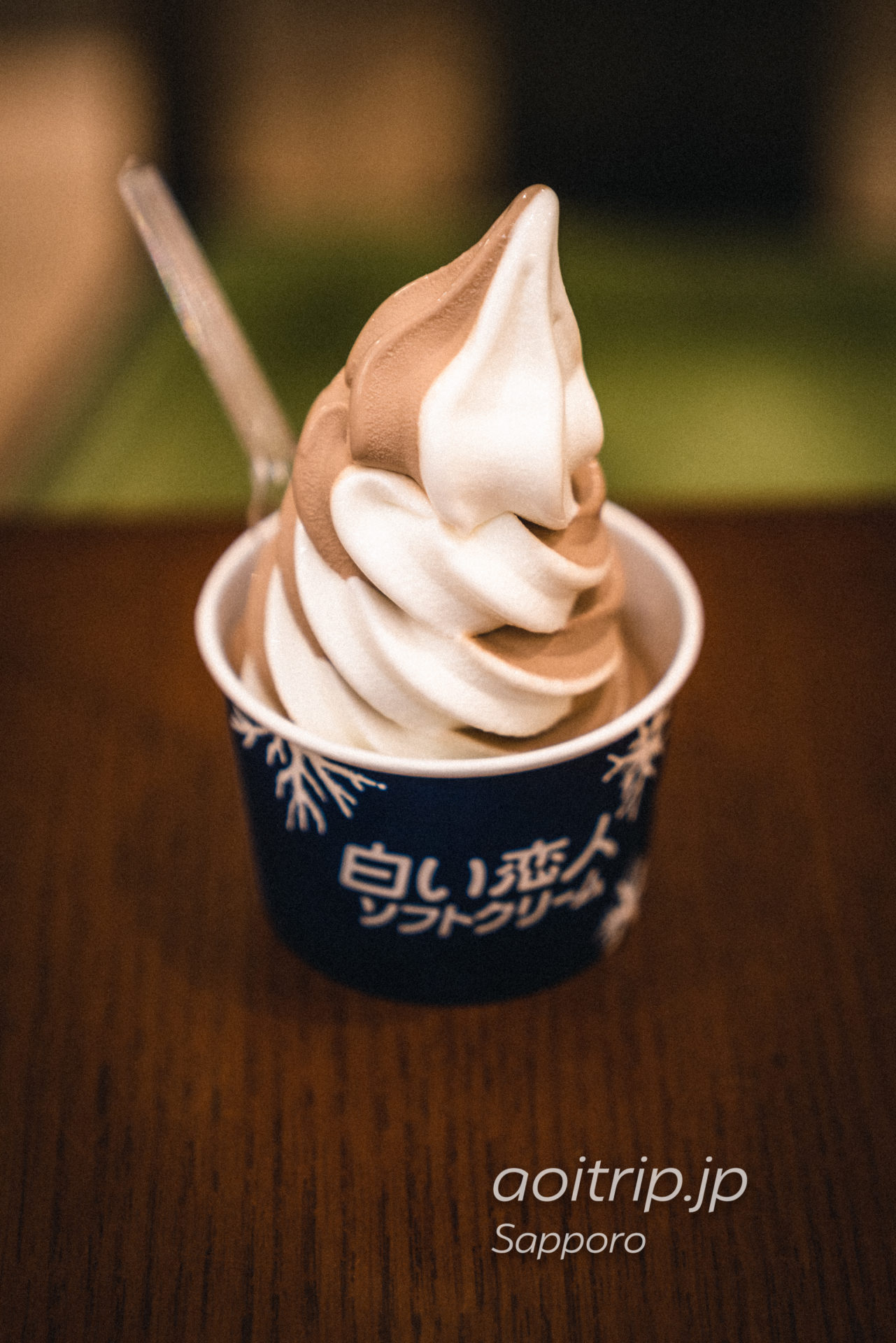 札幌イシヤカフェ ISHIYA CAFÉの白い恋人ソフトクリーム