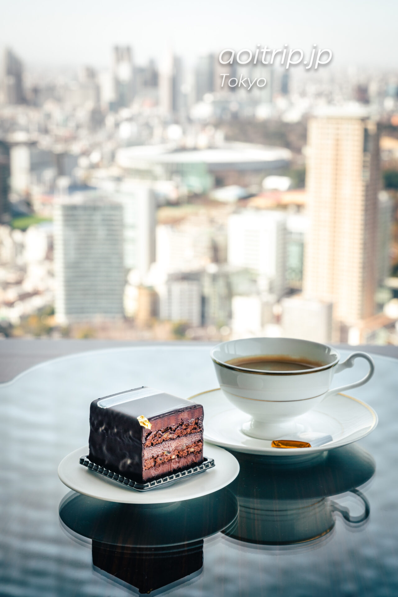 ザ リッツ カールトン カフェ＆デリ The Ritz-Carlton Café & Deli ザ リッツ カールトン チョコレートケーキ